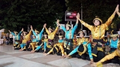 INDONEZJA - Jakarta - Dance Group "Labsky" (Smp Labschool Kebayoran)